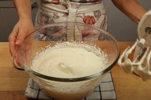 Классический торт «Медовик» - 5 простых и вкусных рецептов (пошагово)
