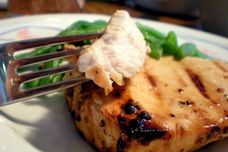 Стейки морского окунь в печи: 12 восхитительных рецептов