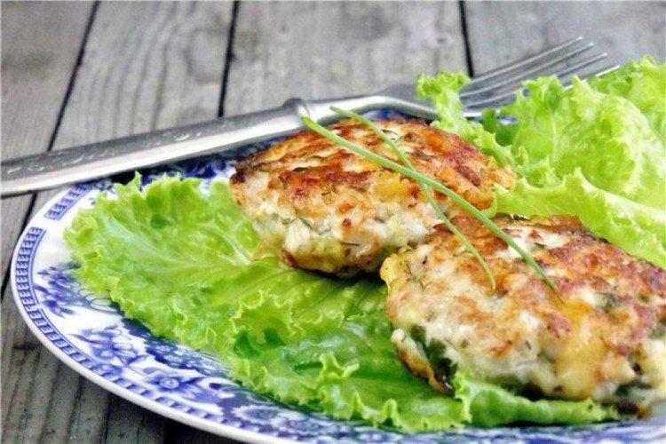 Рубленые фрикадельки из мяса курицы - 15 самых аппетитных рецептов