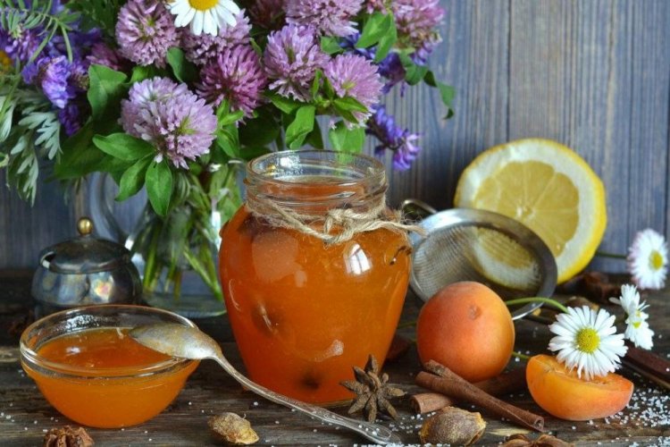 20 простых рецептов варенья из абрикосов без косточек