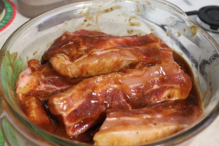 25 простых маринадов для свиных ребрышек