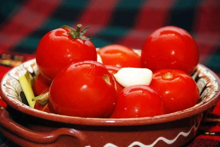 20 рецептов баковых помидоров, которые сможет приготовить каждый