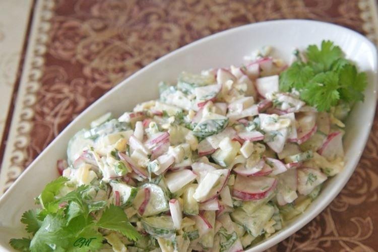 20 рецептов самых вкусных салатов с сыром