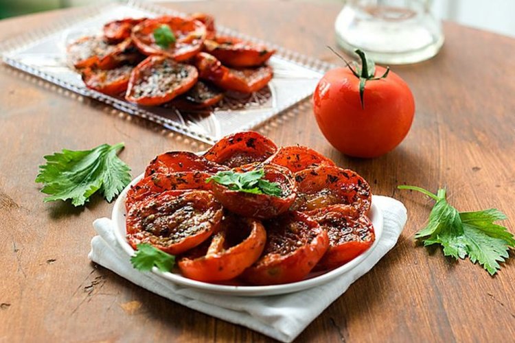 8 простых рецептов обжаренных помидоров на зиму
