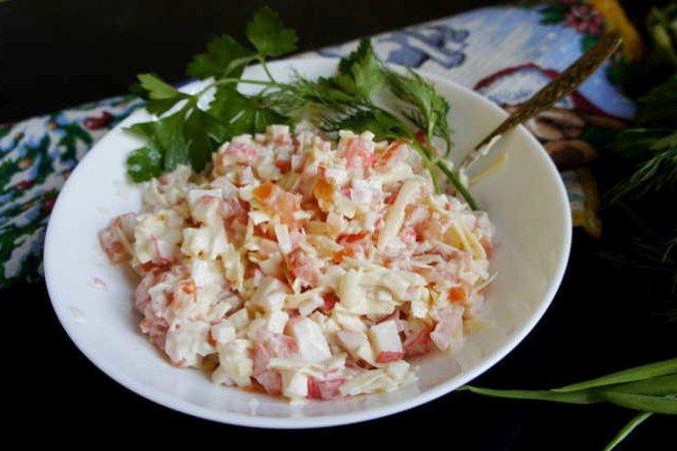 Салаты с лососем - 20 вкусных рецептов приготовления