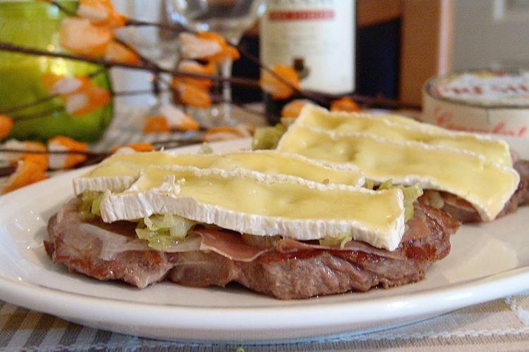 Мясо по-французски в печи - 8 вкусных рецептов пошагово (с фото)