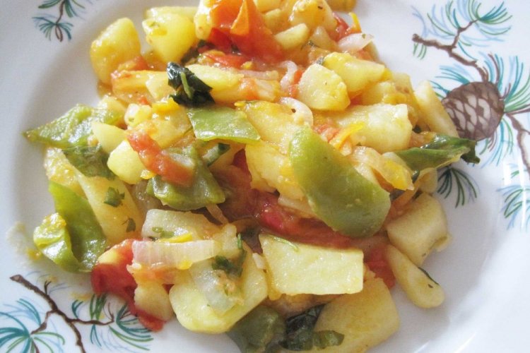 Овощное рагу с цуккини и картошкой: 12 простых рецептов