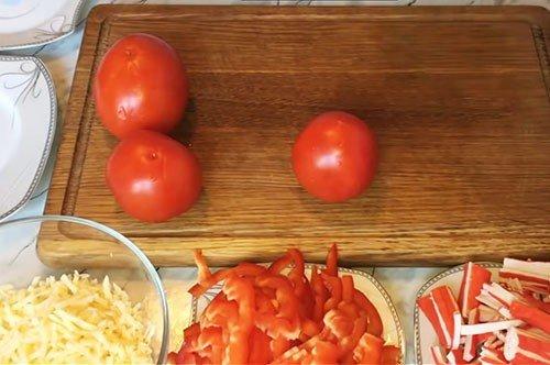 Салат «Кардинал» с палочками краба - 10 отличных рецептов (пошагово)