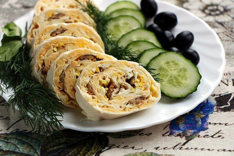 20 сытных и вкусных лавашей с начинкой