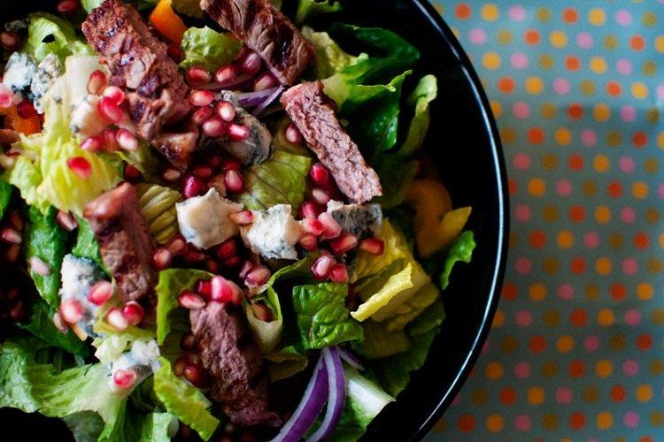 20 салатов с говядиной, которые понравятся всей семье