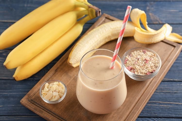 20 изысканных рецептов смузи с бананом