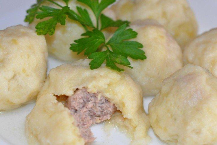 20 рецептов картофельных зраз, которые съедаются до последней крошки
