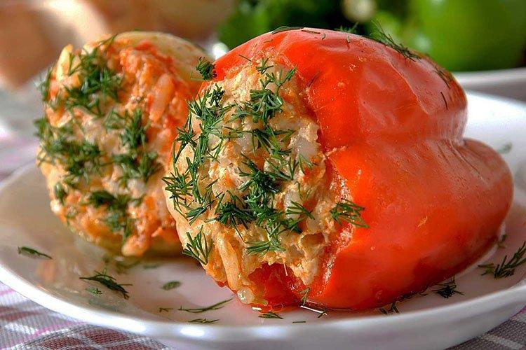 Начиненные помидоры – 15 уникальных рецептов (пошагово)