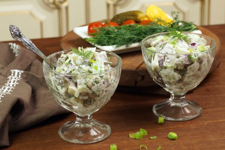 20 салатов с сельдереем, которые всегда получаются вкусными