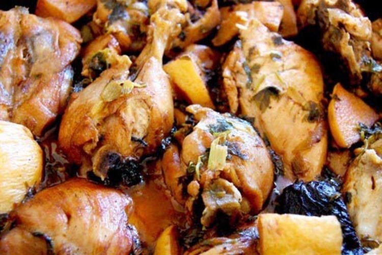 20 способов приготовить куриные бедра в духовке