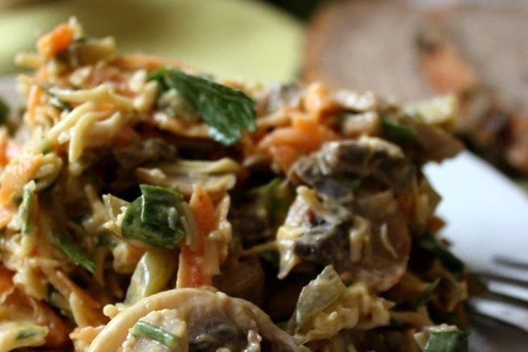 20 превосходных рецептов аппетитных салатов с сыром