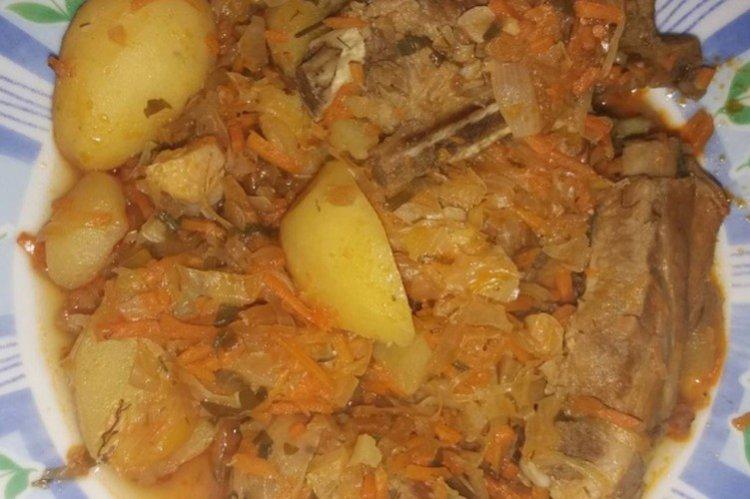 Свиные рёбрышки с картошкой в духовке - 12 быстрых и вкусных рецептов