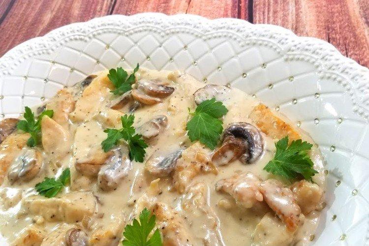 Курица с грибами в сливочном соусе - 12 простых и вкусных рецептов