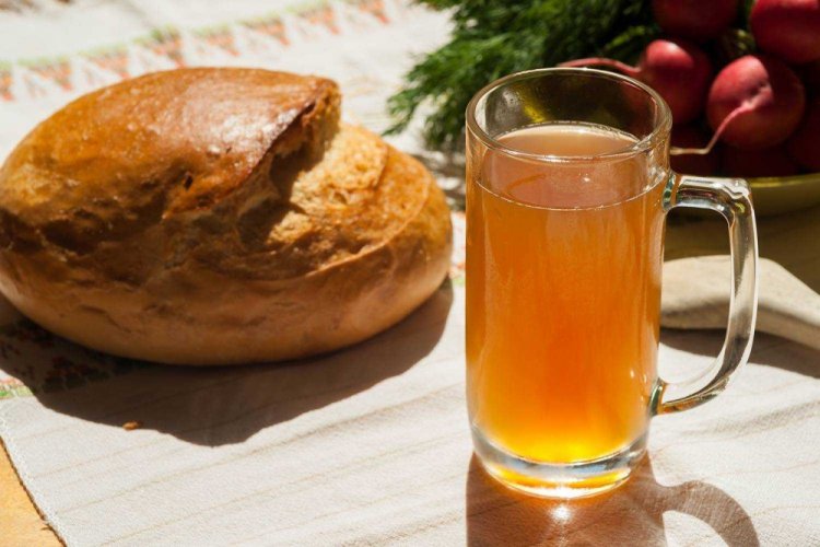 Рецепт домашнего кваса из ржаного хлеба: 12 вариантов по вкусу