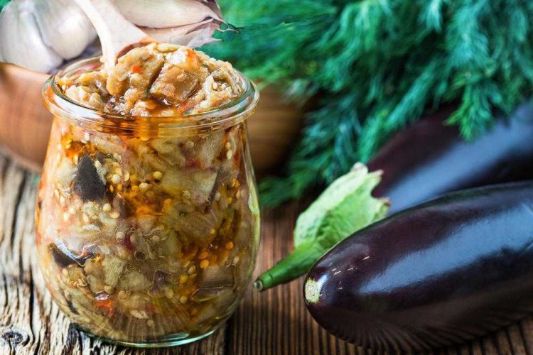 Острые баклажаны на зиму: 15 потрясающих рецептов