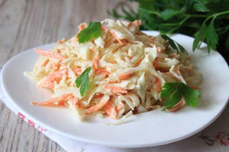 Салаты из свежей капусты и моркови - 15 быстрых и вкусных рецептов