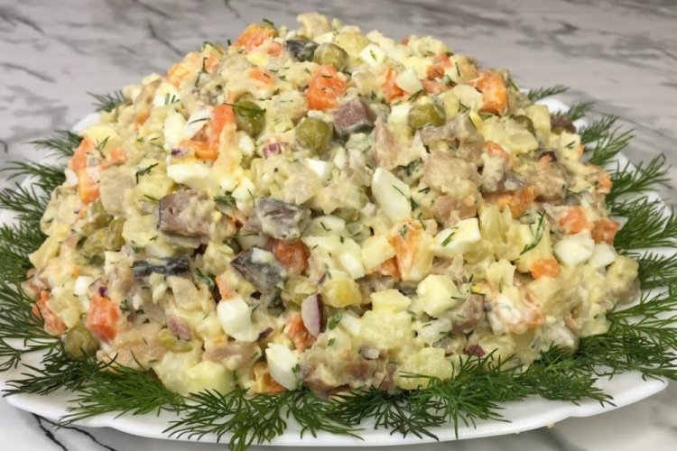 20 рецептов салата Оливье на любой вкус - с фото пошагово
