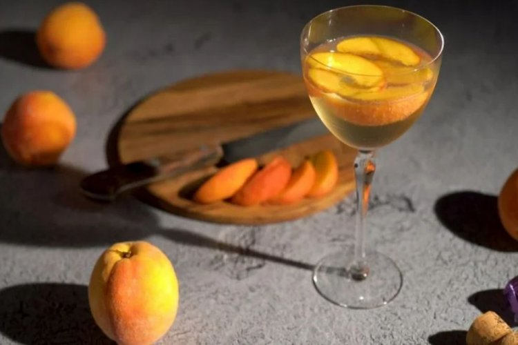 20 простых рецептов вина из абрикосов