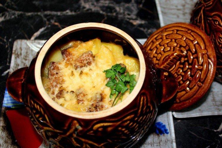 Мясо в кувшинках с картофелем - 15 самых вкусных рецептов (пошагово)