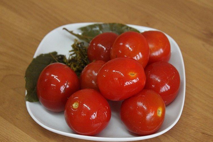 20 рецептов невероятно вкусных консервированных помидоров
