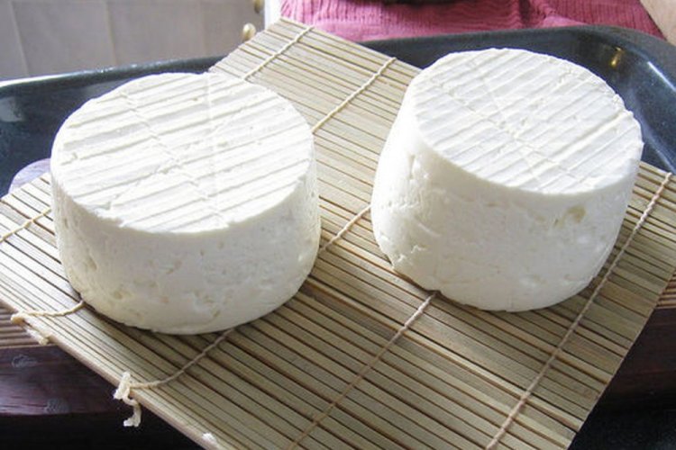 8 методов приготовления сыра из козьего молока в домашних условиях