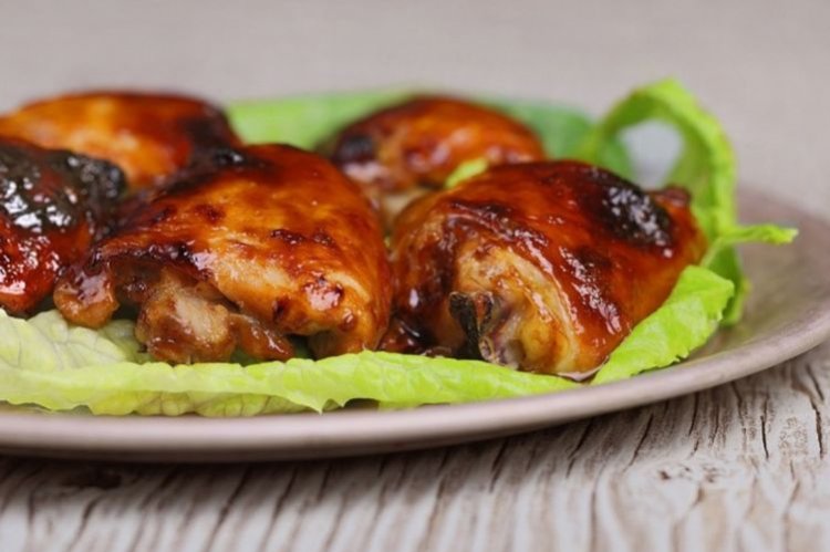 Куриные бедра в духовке – 20 отличных рецептов на любой вкус